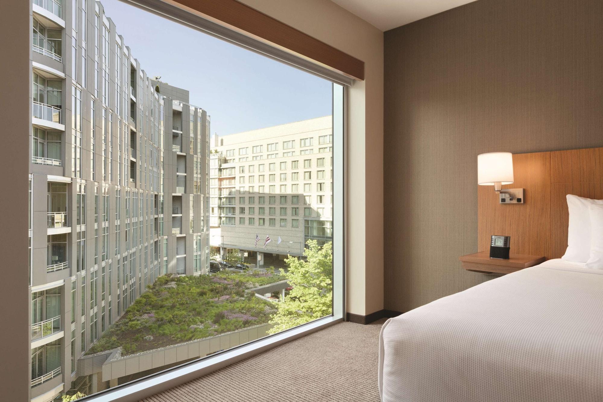 Hyatt Place Washington Dc/Georgetown/West End Екстериор снимка